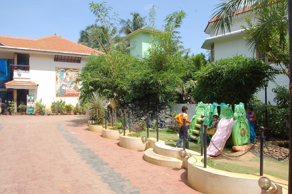 Guruvayoor Resort Guruvāyūr Buitenkant foto