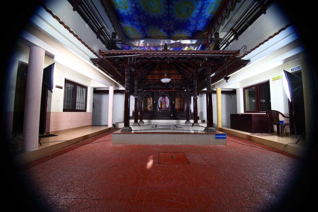 Guruvayoor Resort Guruvāyūr Buitenkant foto